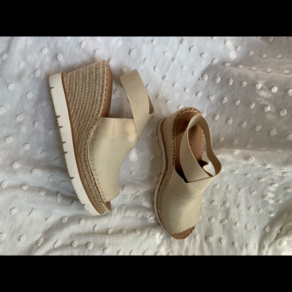 Kenneth Cole Wedge